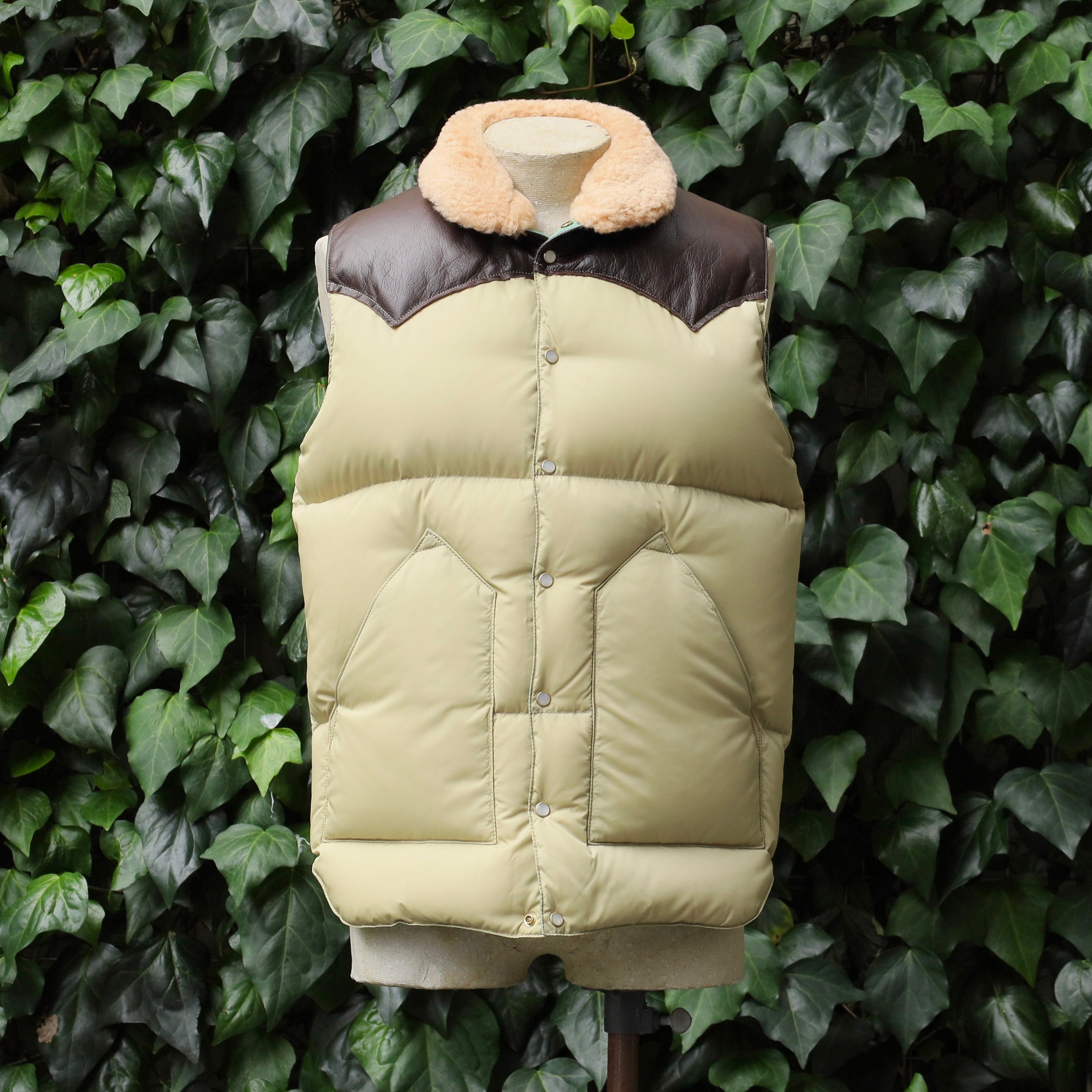 RMFC CHRISTY VEST TAN – ANATOMICA NAGOYA