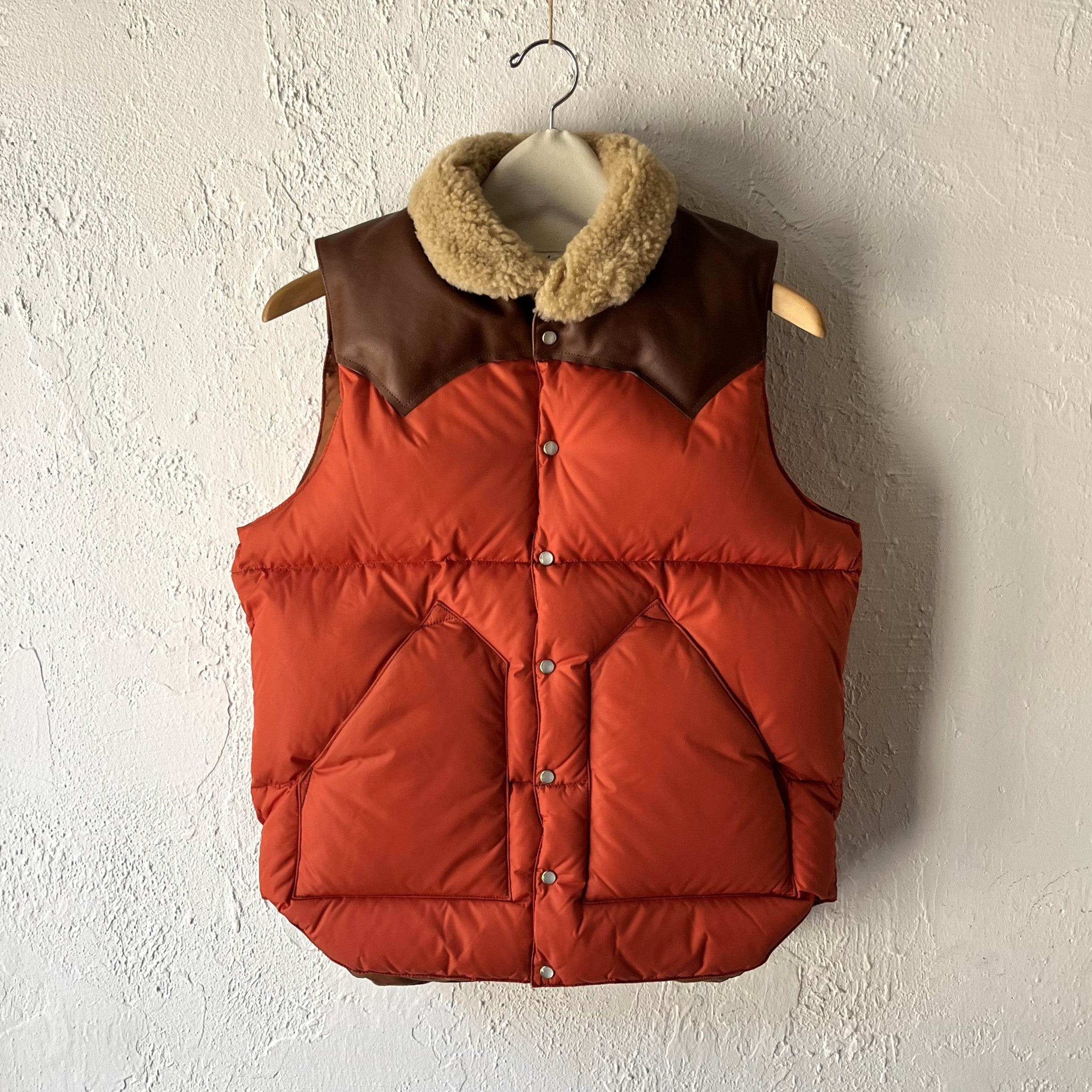 RMFC Christy Vest Brick – ANATOMICA NAGOYA