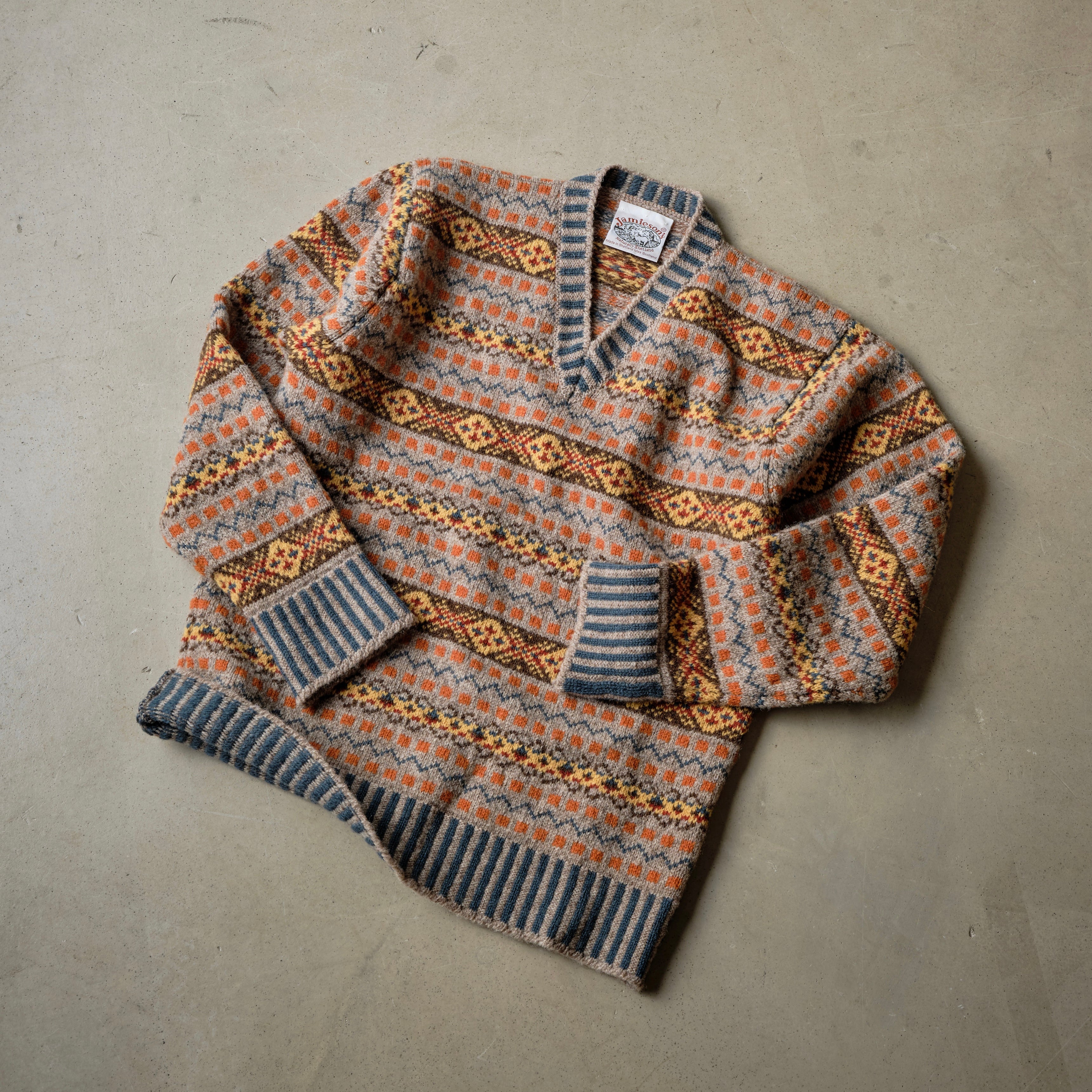 V-NECK FAIR ISLE SWEATER YOUNG PRINCE OF WALES – ANATOMICA NAGOYA