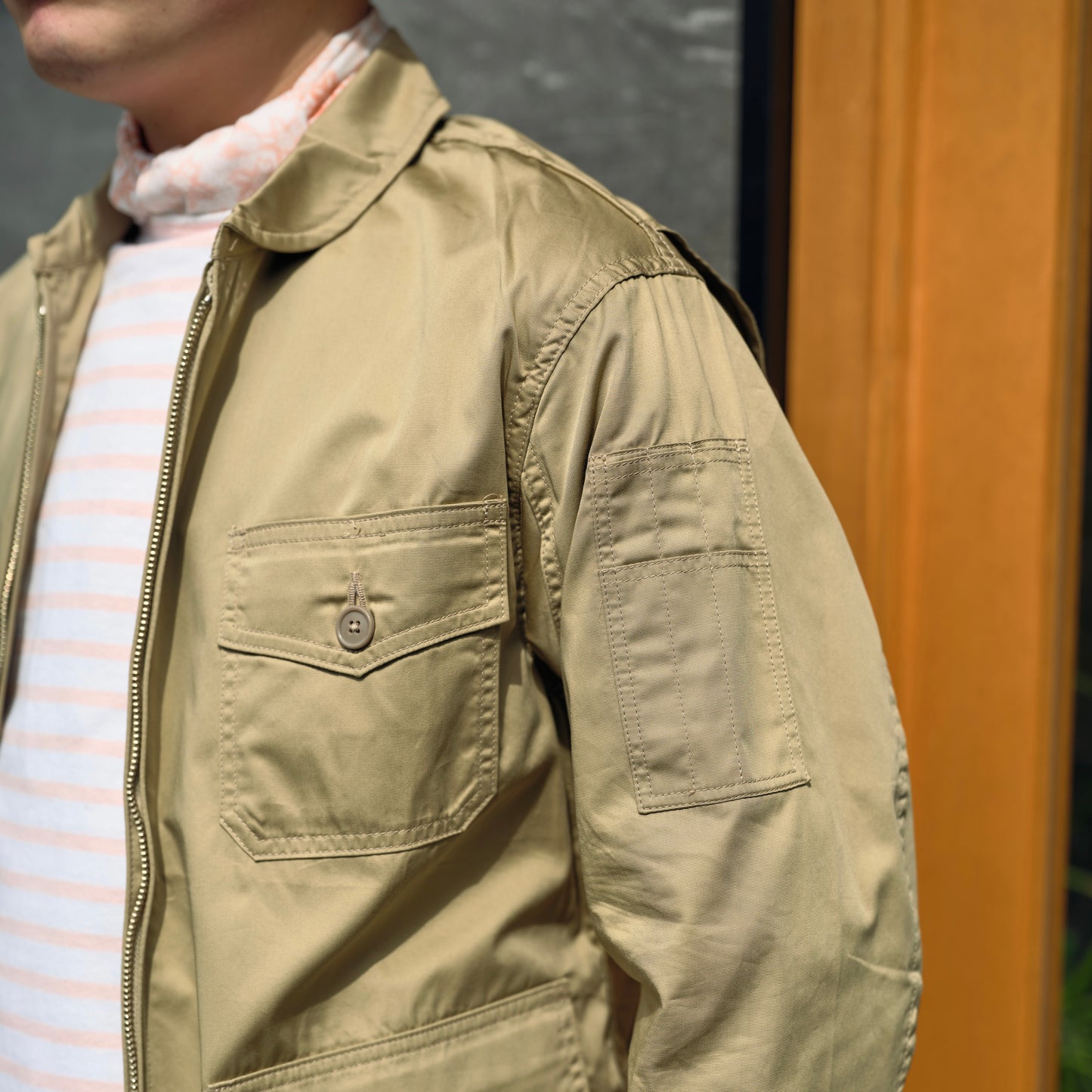 U.S. NAVY FLIGHT JACKET KHAKI