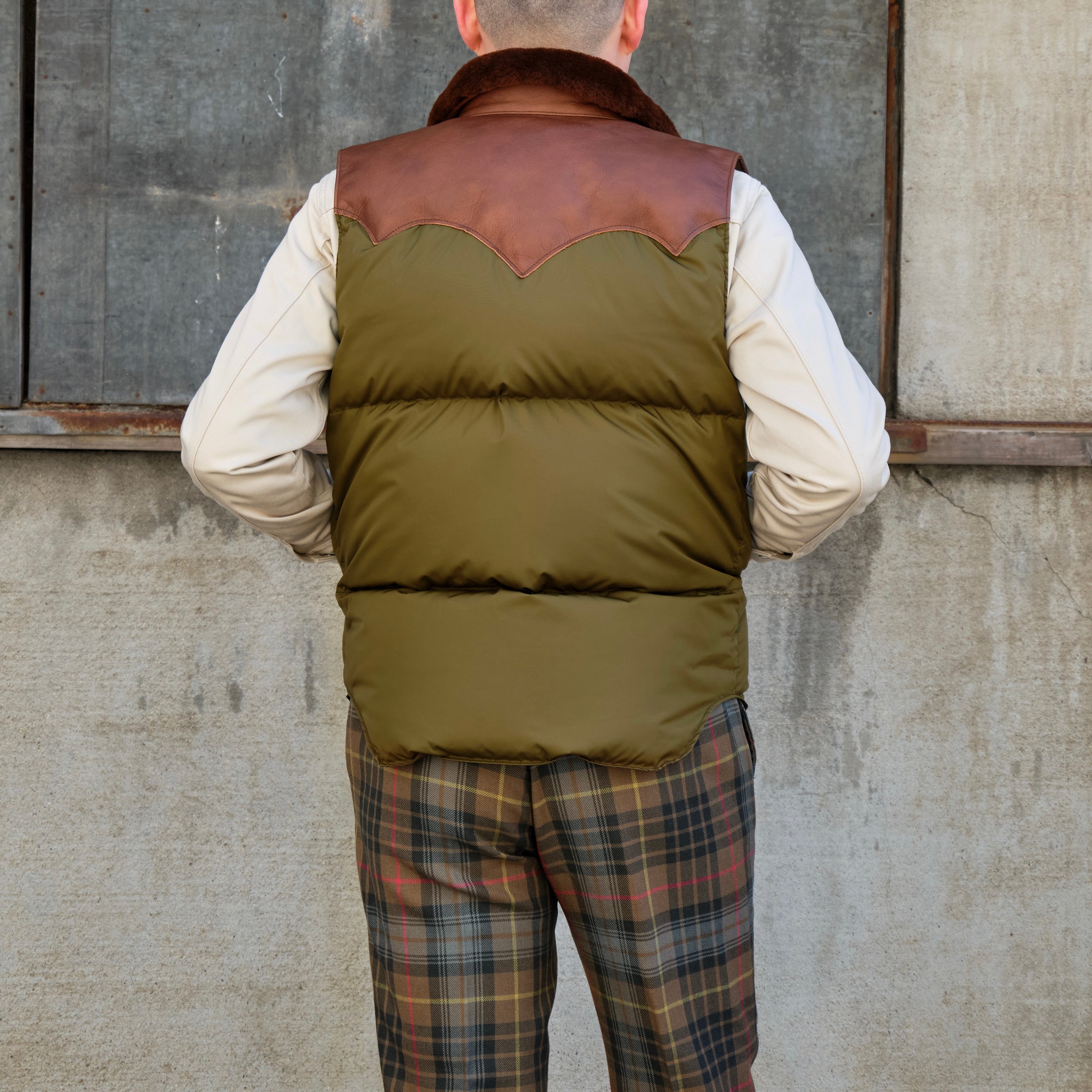 【最終値下げ　新品、未使用、現行発売品】ゴールド ノースリーブベスト サイズ48 RMFC for ANATOMICA CHRISTY VEST OLIVE DRAB – ANATOMICA NAGOYA
