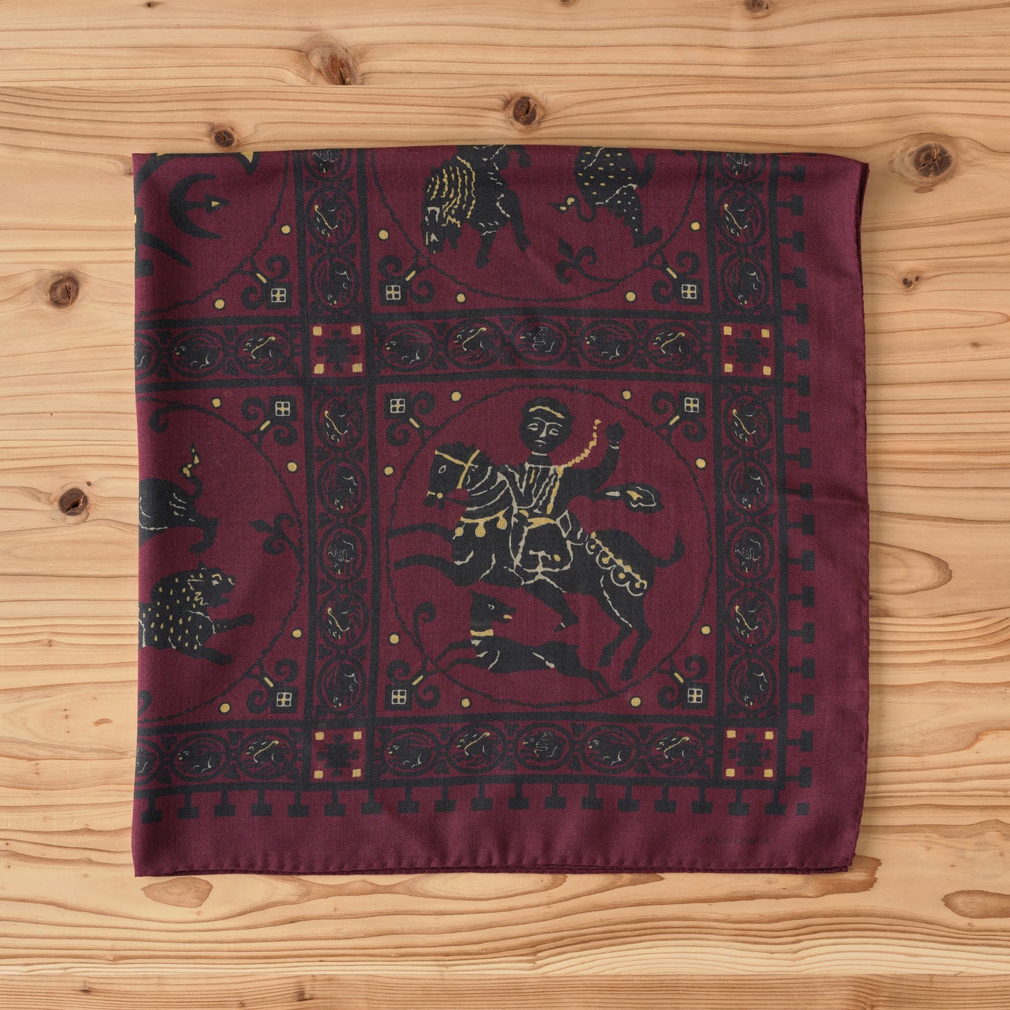SQUARE SCARF MOSAIC ANIMALS BURGUNDY