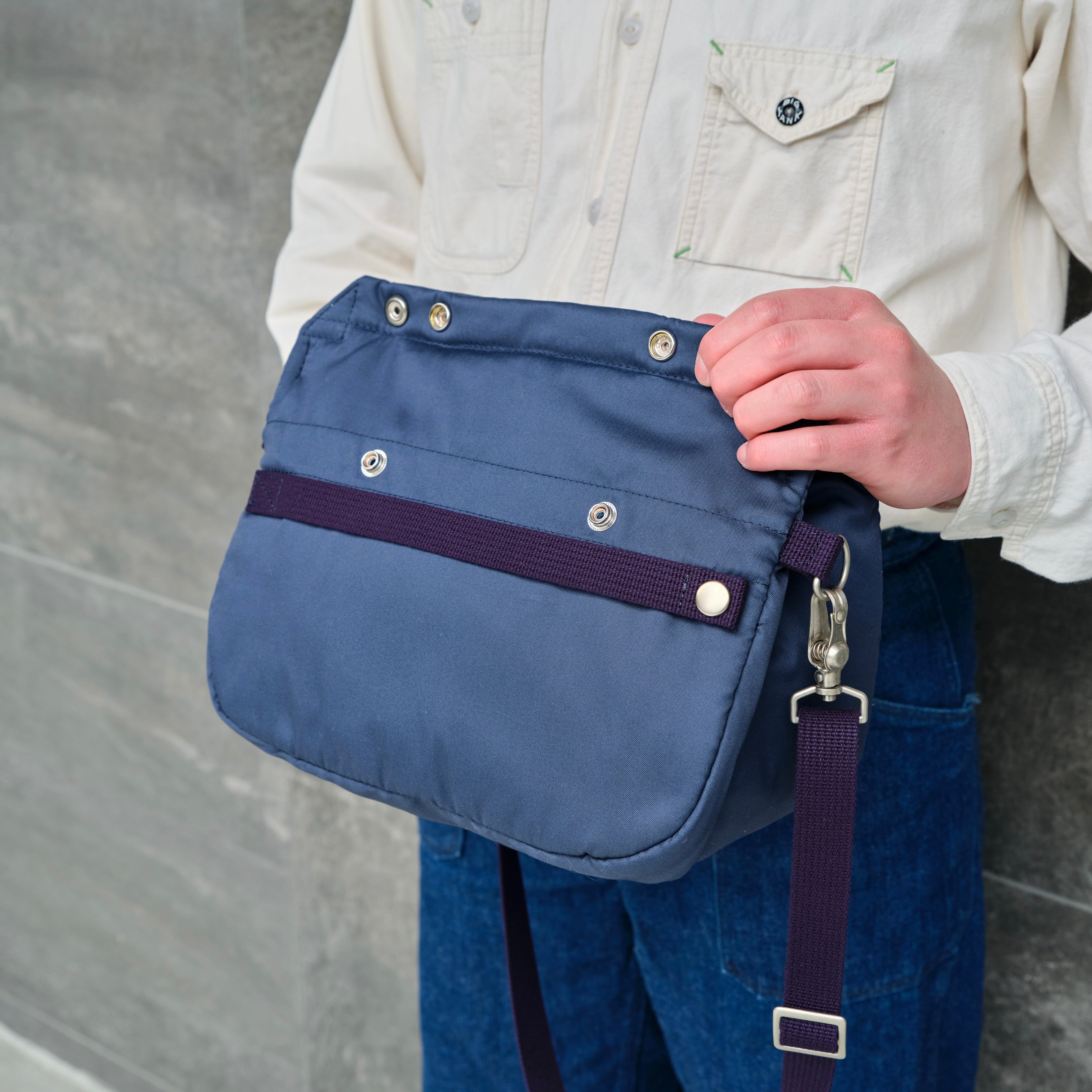 U.S.A.F. SMALL SHOULDER BAG NAVY – ANATOMICA NAGOYA