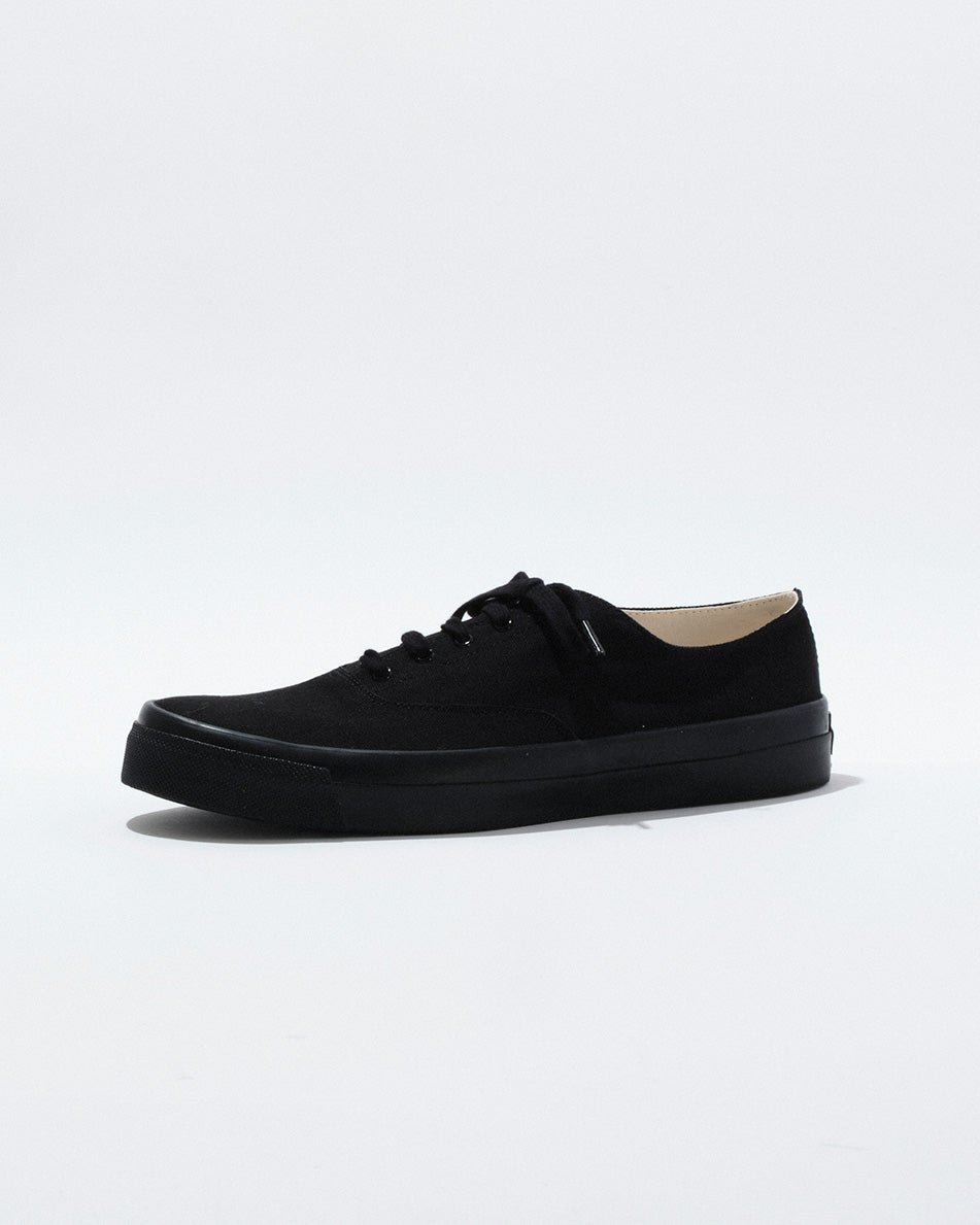 WAKOUWA LOW-TOP BLACK SOLE LIMITED COLOR