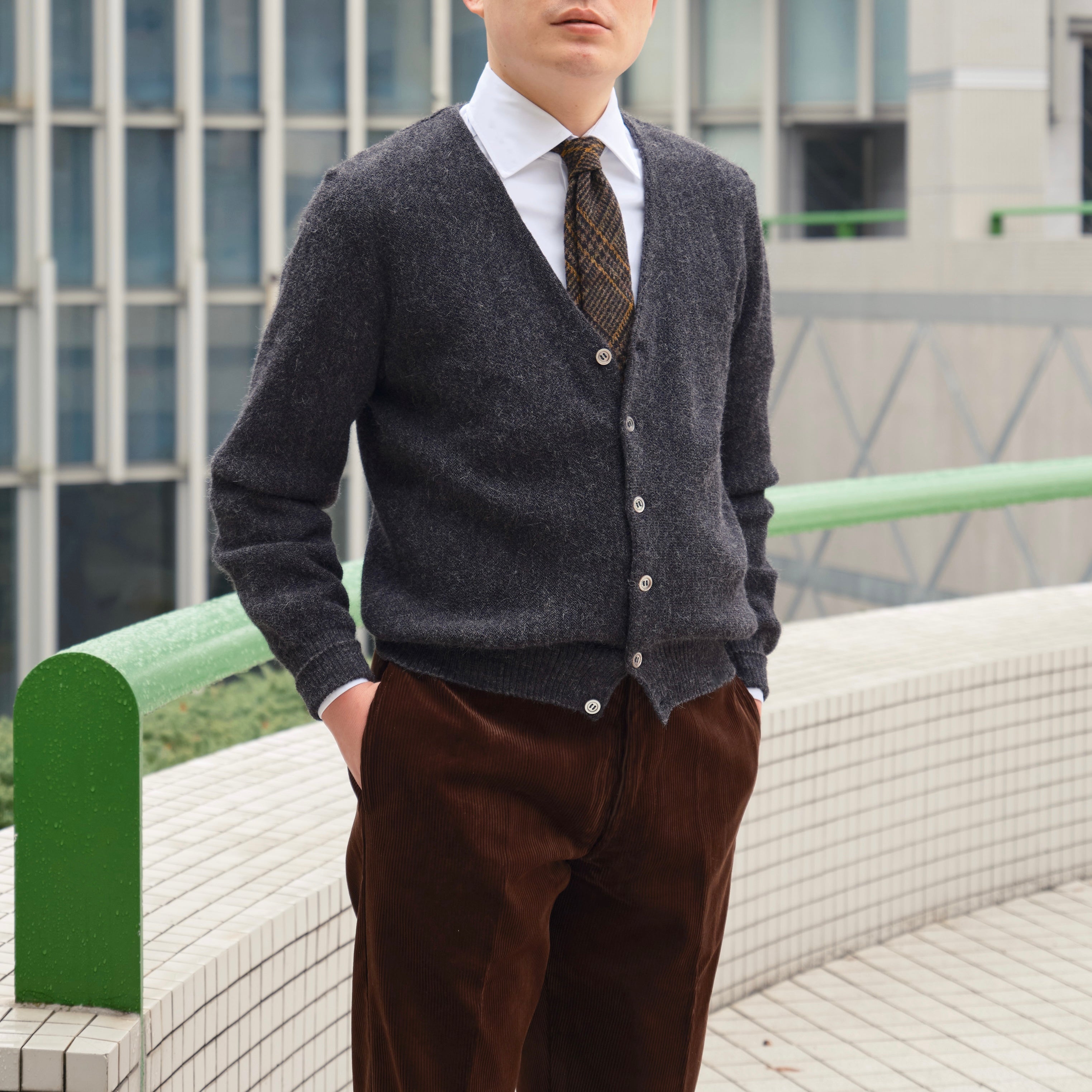 NAGOYA LIMITED COLOR】 FANNI LEMMERMAYER 2PLY CARDIGAN CHARCOAL