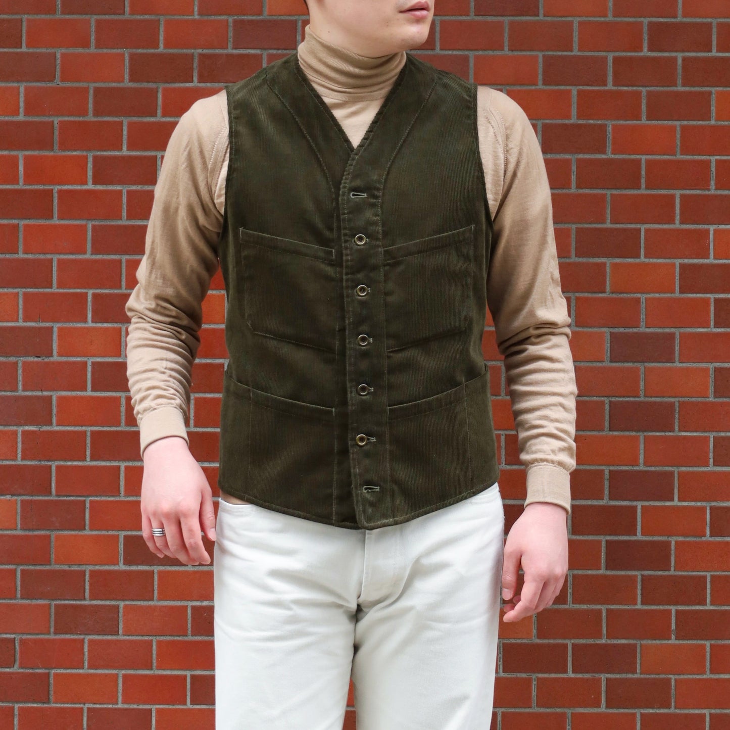 SAGAN BABY CORDUROY OLIVE