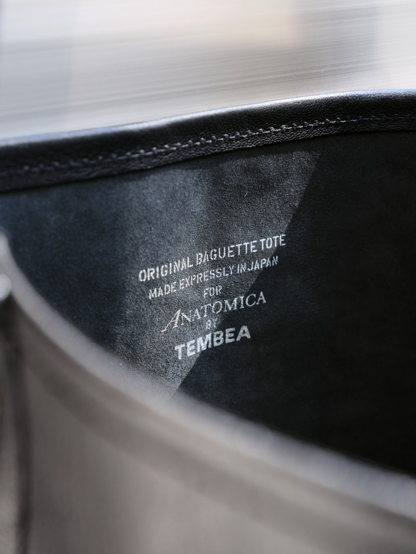 ANATOMICA by TEMBEA BAGUETTE TOTE GOAT LEATHER