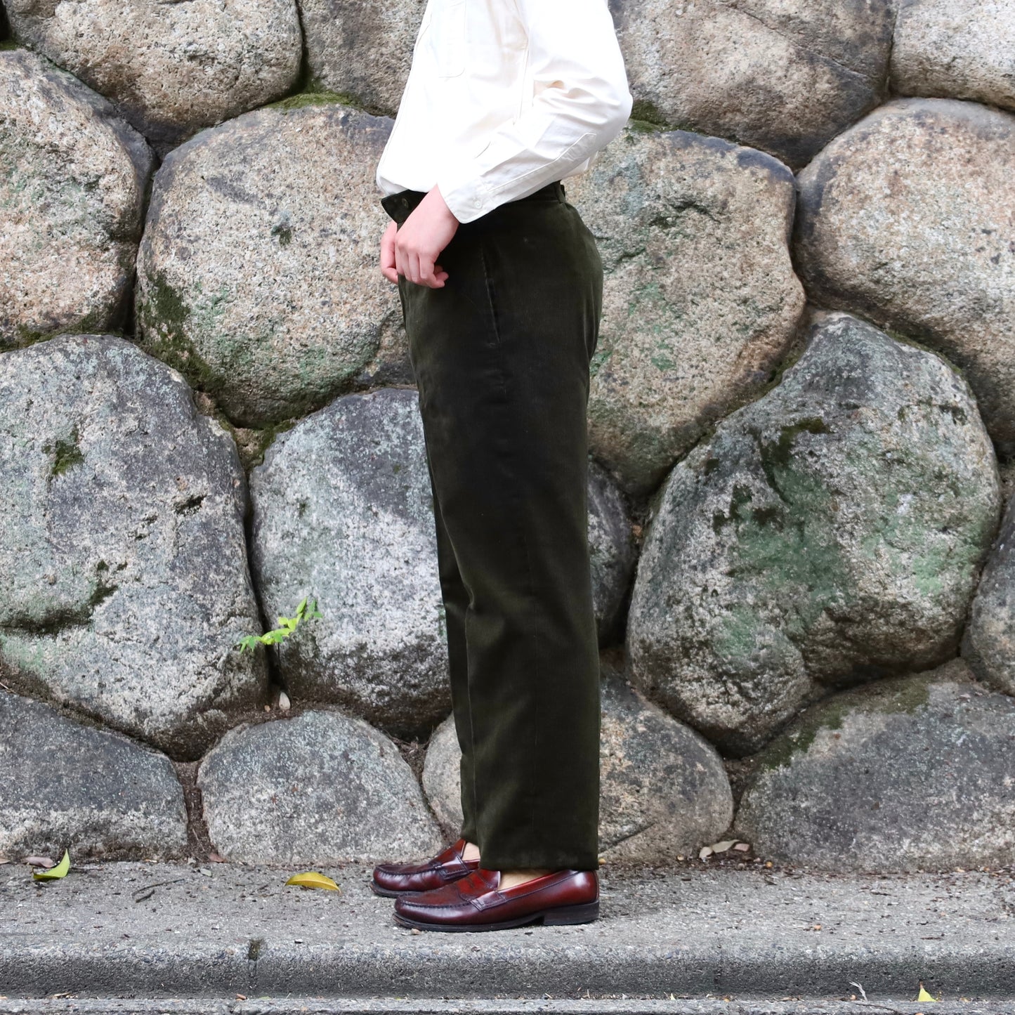 TENNIS BABY CORDUROY OLIVE