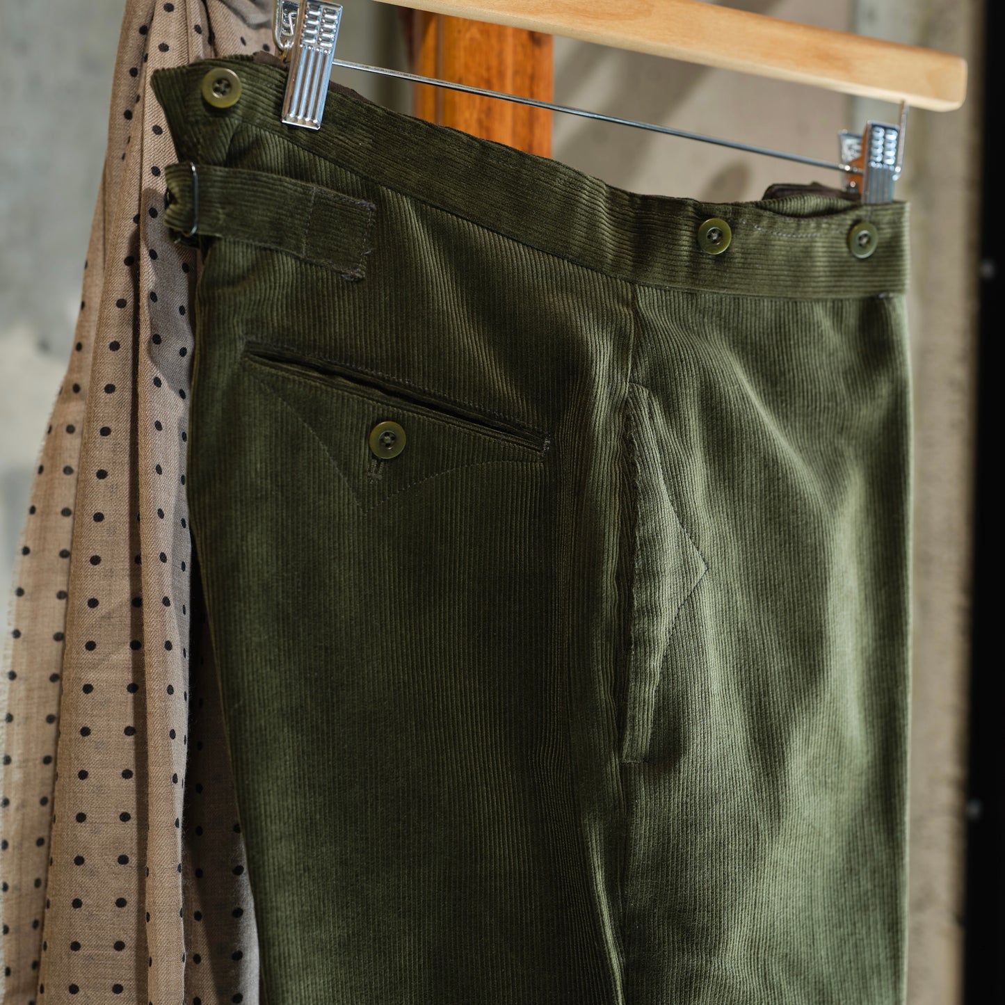 TENNIS BABY CORDUROY OLIVE