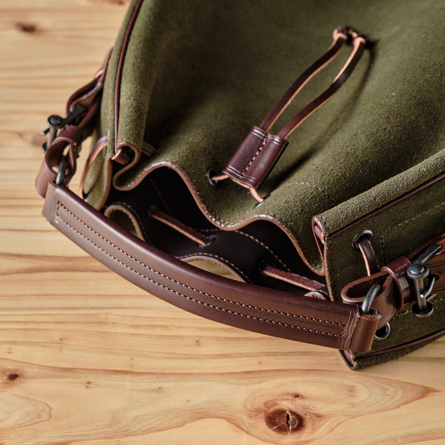 ANDALUSIA BOLSO CARTUCHO BAG SUEDE