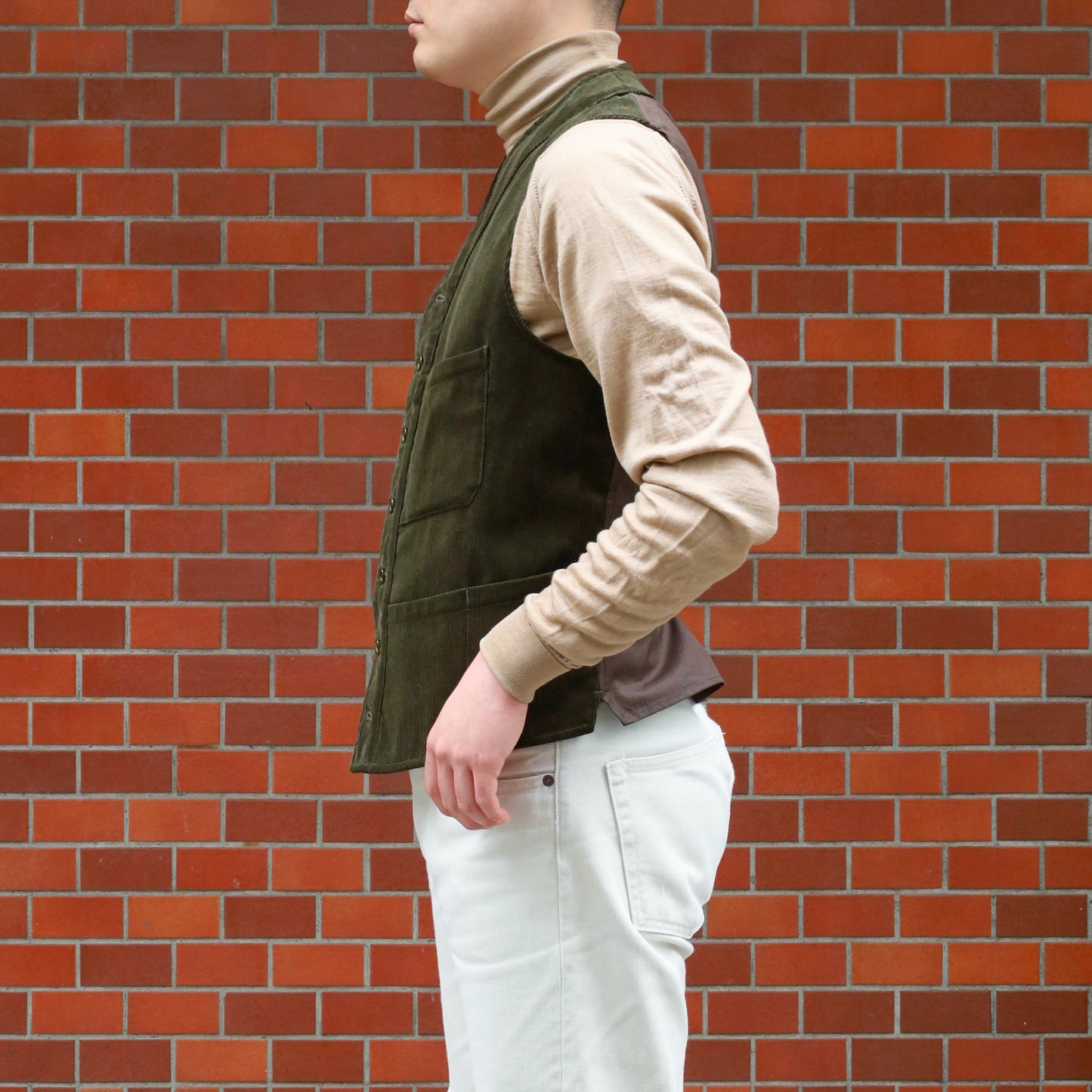 SAGAN BABY CORDUROY OLIVE