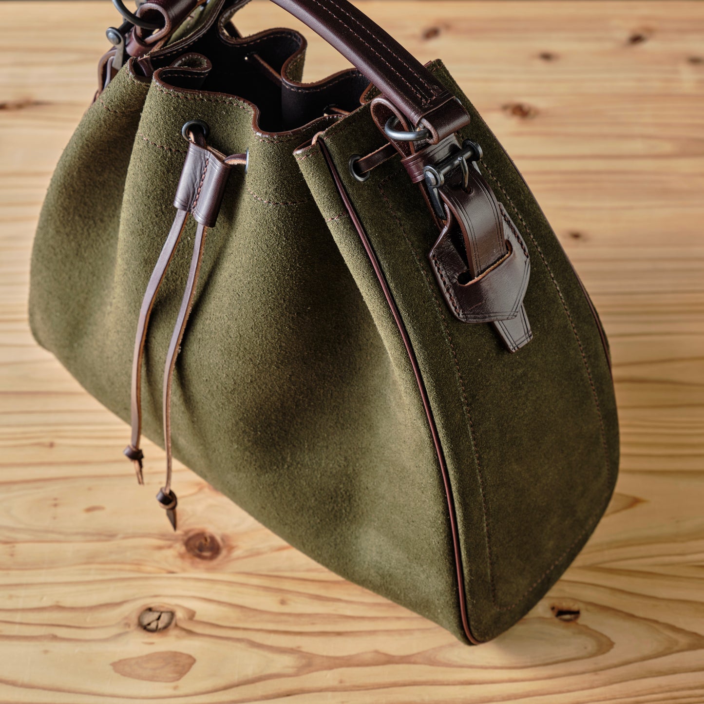 ANDALUSIA BOLSO CARTUCHO BAG SUEDE