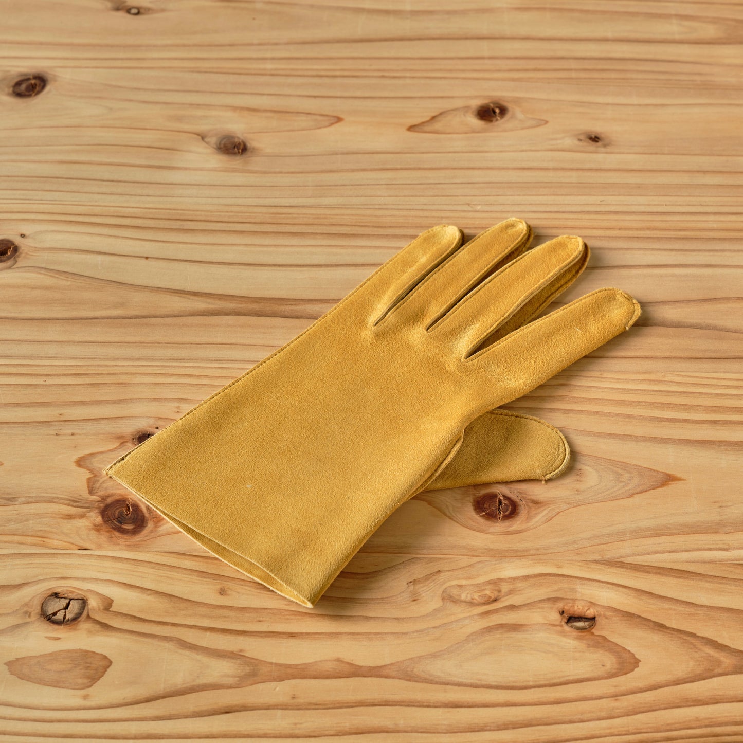 AGNELLE SAUMUR GLOVES LAMBSKIN NUBUCK UNLINED