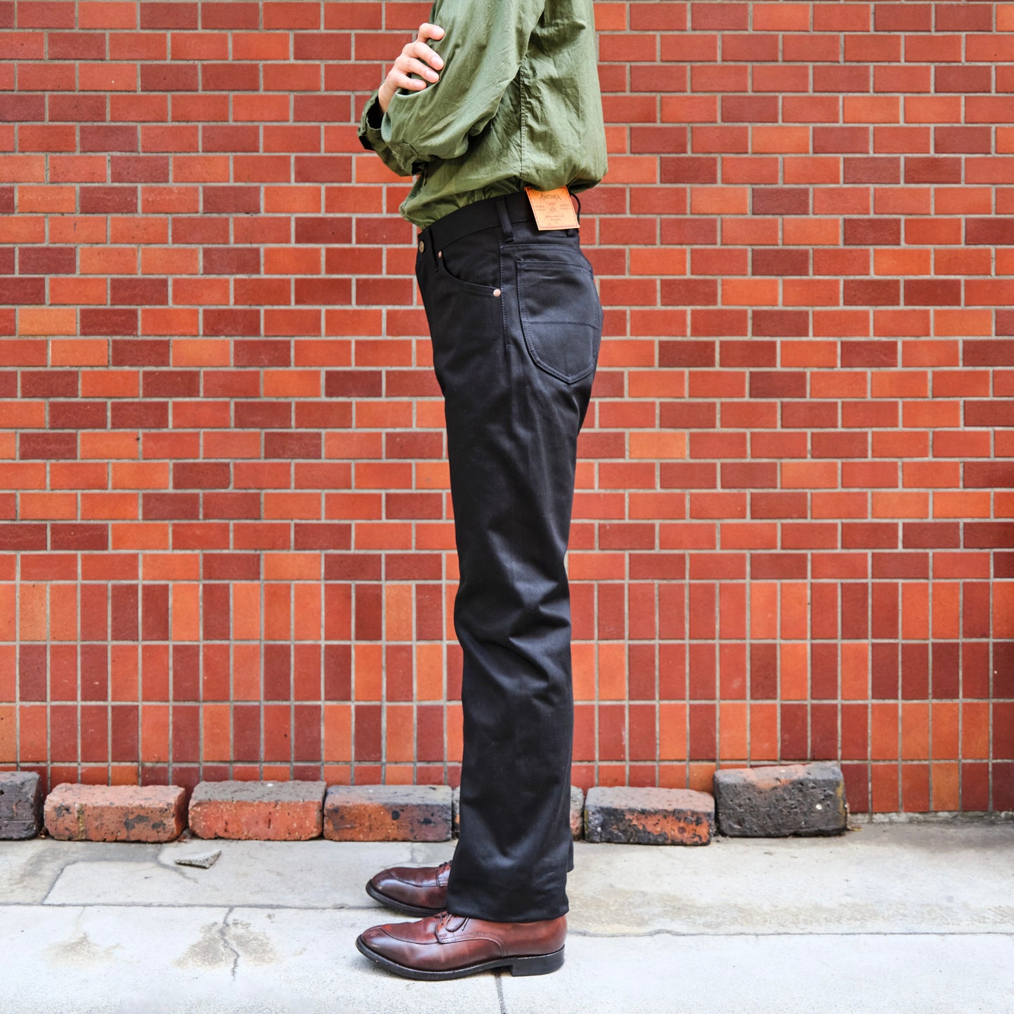 618 CALIFORNIAN SATEEN BLACK