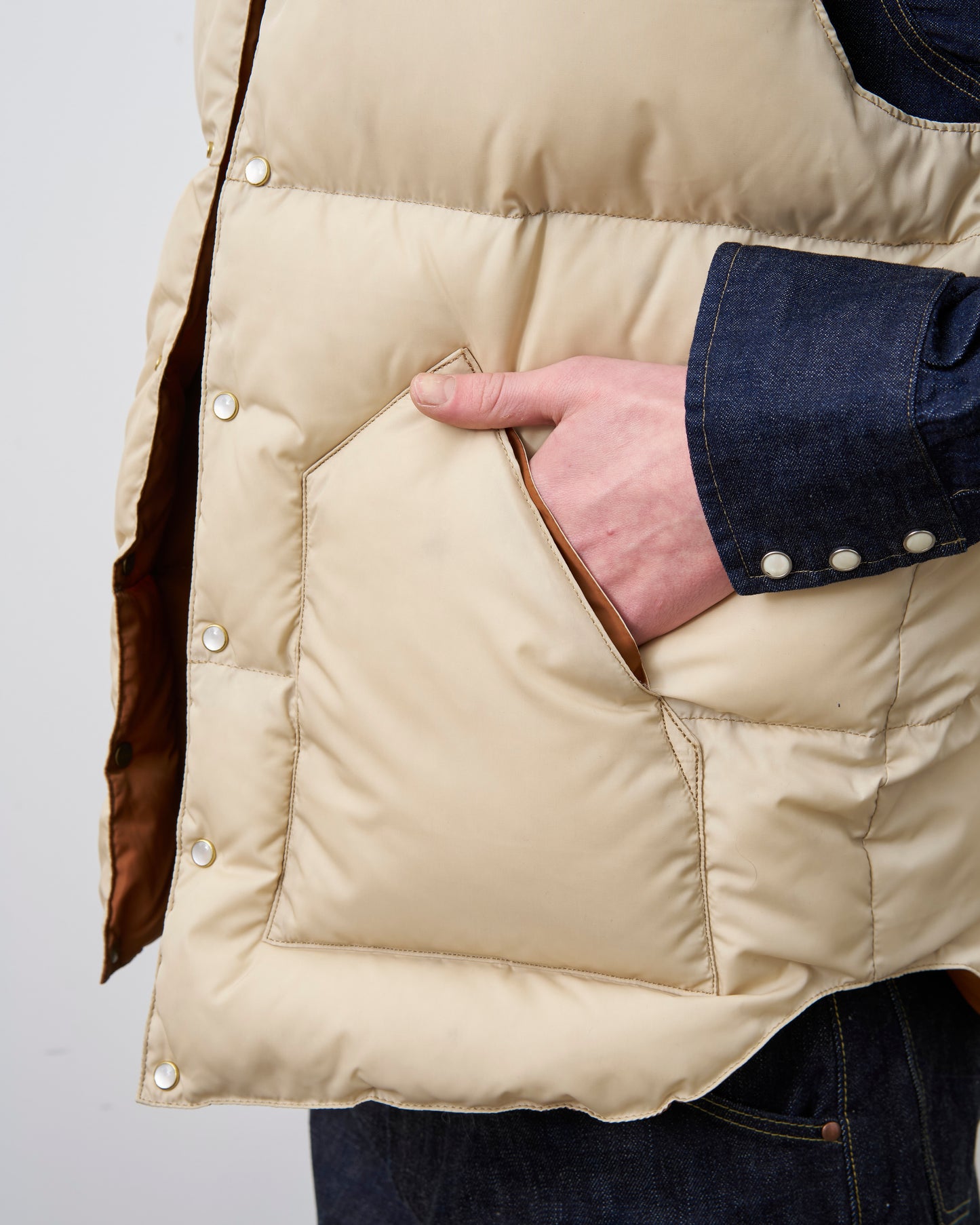 RMFC CHRISTY VEST L.BEIGE