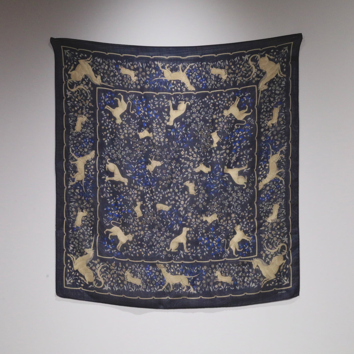 SQUARE SCARF UNICORN