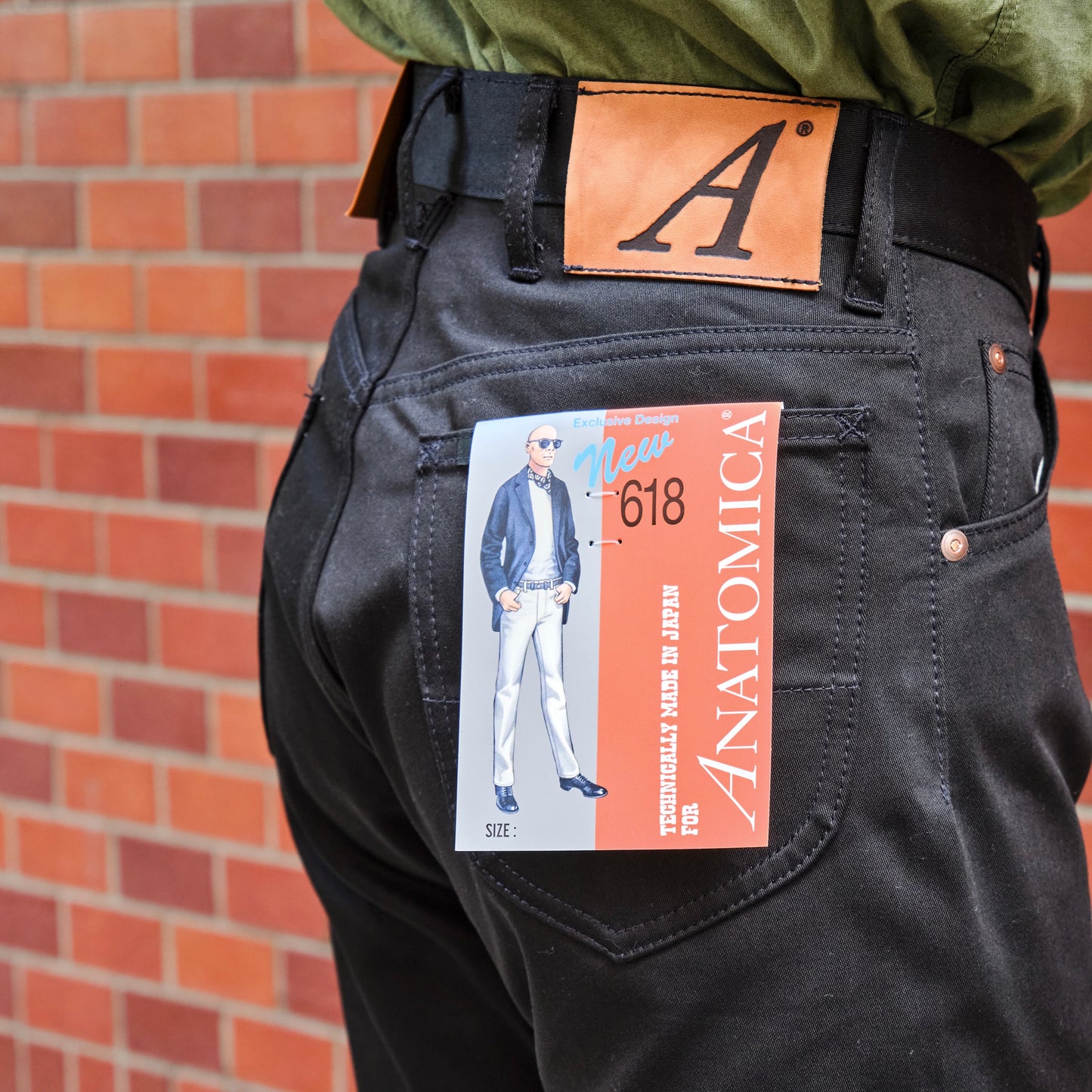 618 CALIFORNIAN SATEEN BLACK