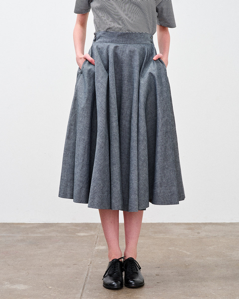 FRIDA CHAMBRAY – ANATOMICA NAGOYA