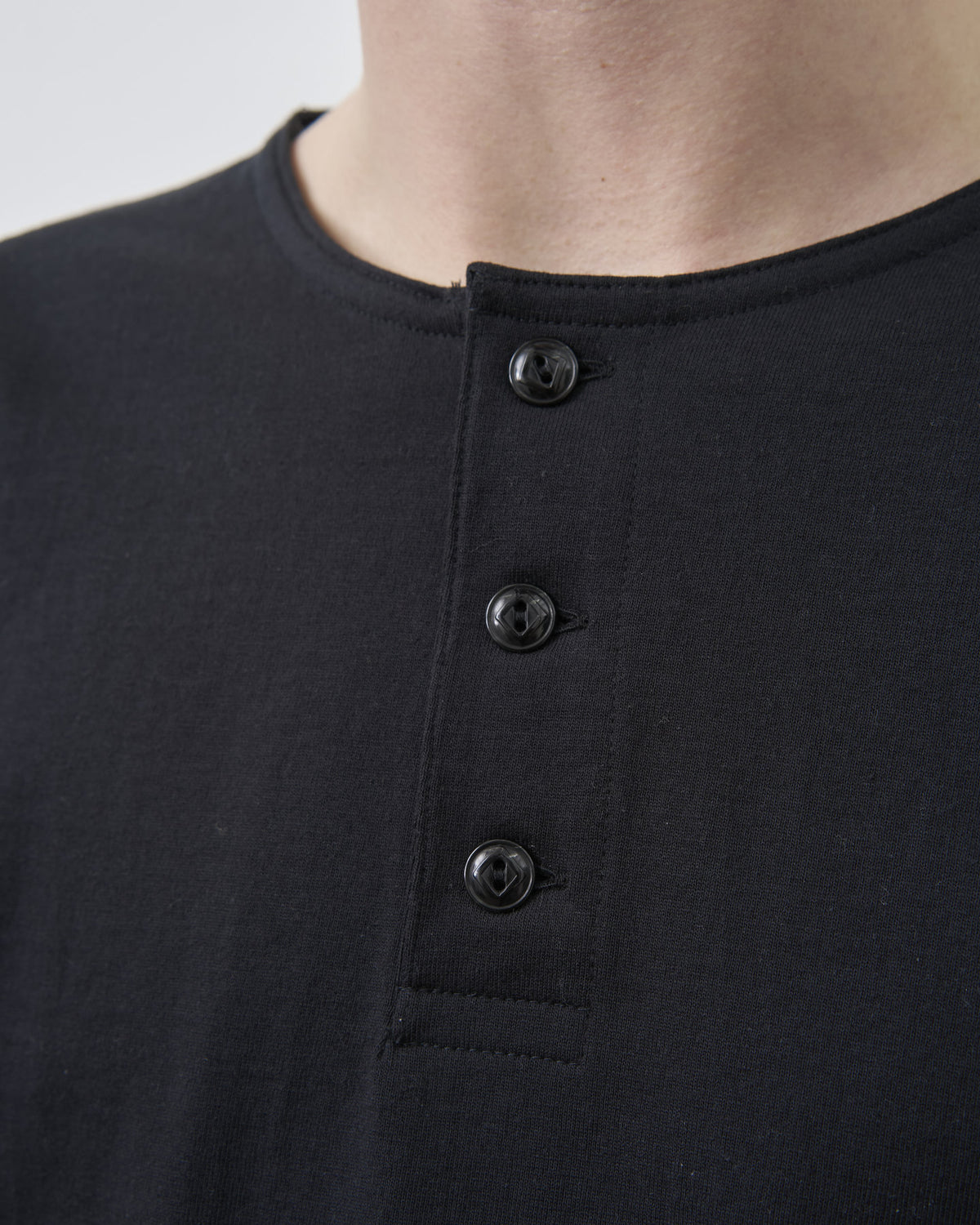 BIG YANK HENLEY NECK TEE L/S BLACK