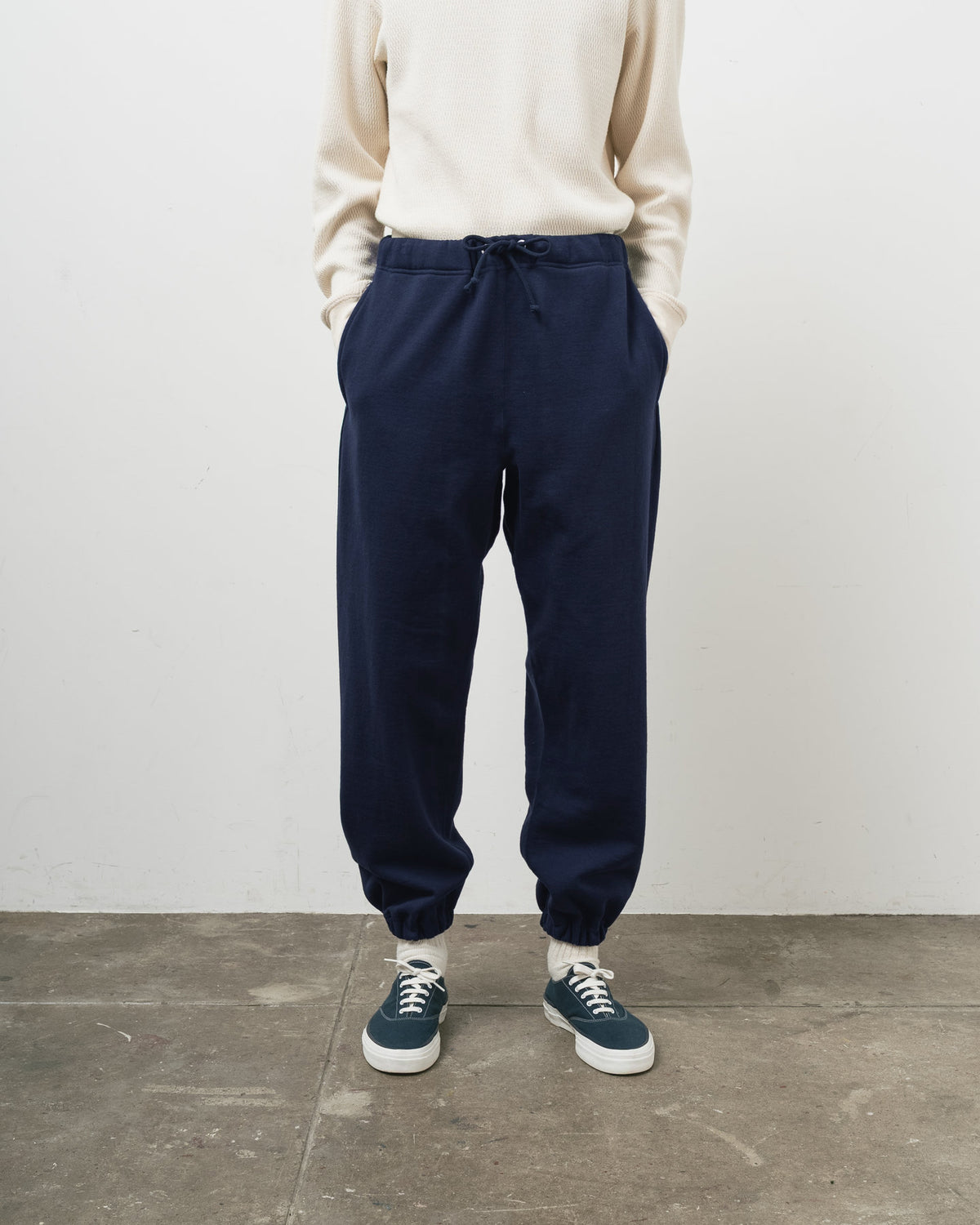 【Restock on Saturday, October 3rd】 SWEAT PANTS NAVY