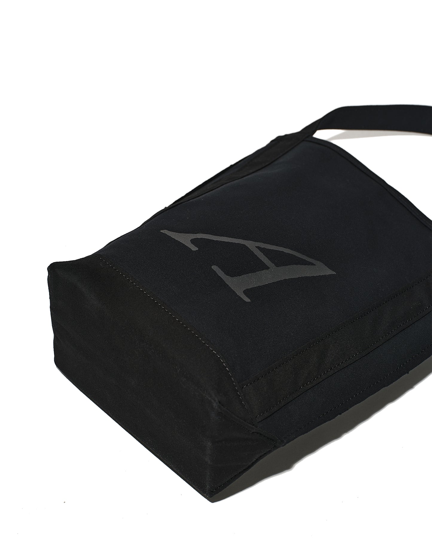 ANATOMICA by TEMBEA BAGUETTE TOTE COTTON CANVAS BLACK