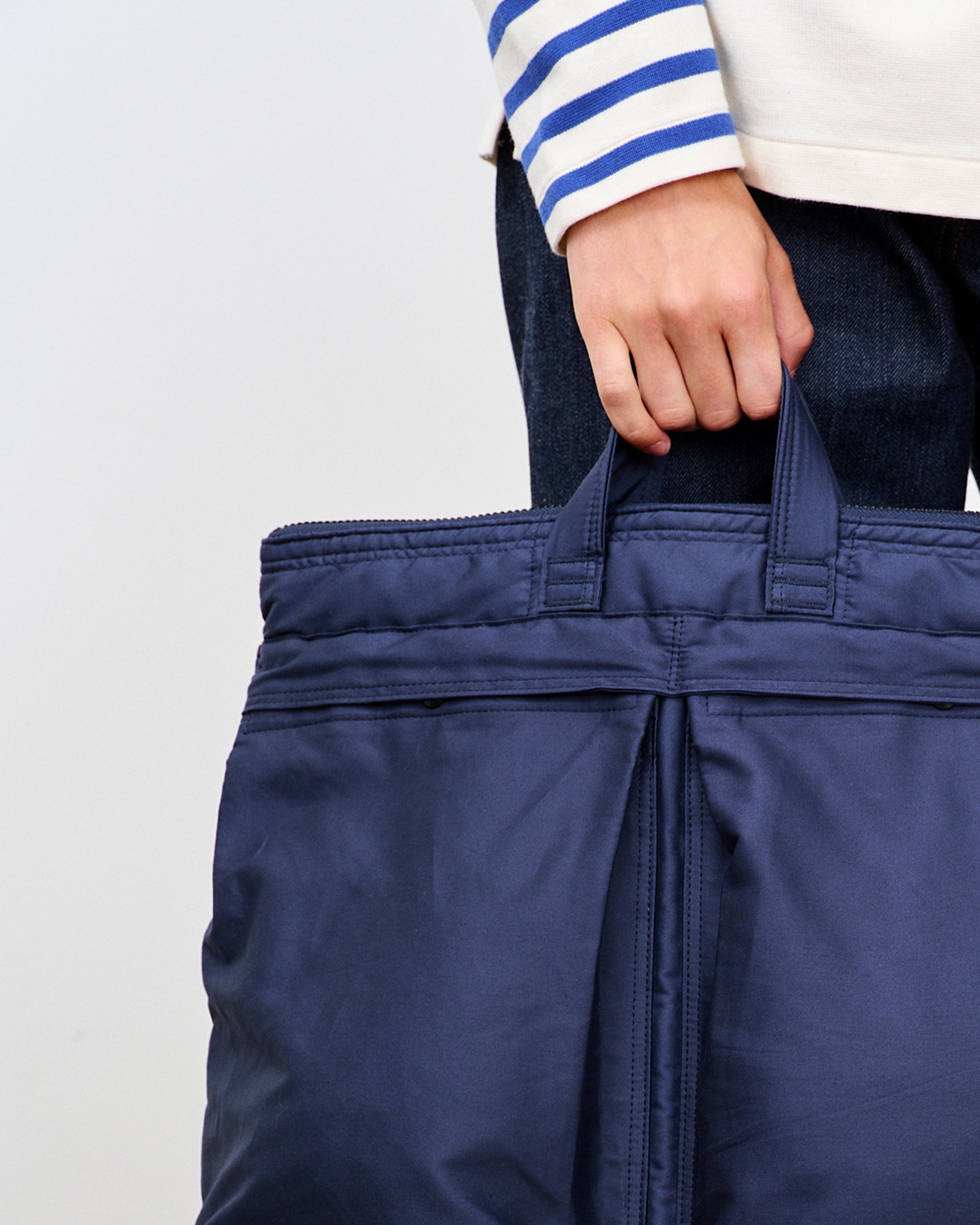 U.S.A.F. HELMET BAG NAVY MEDIUM – ANATOMICA NAGOYA