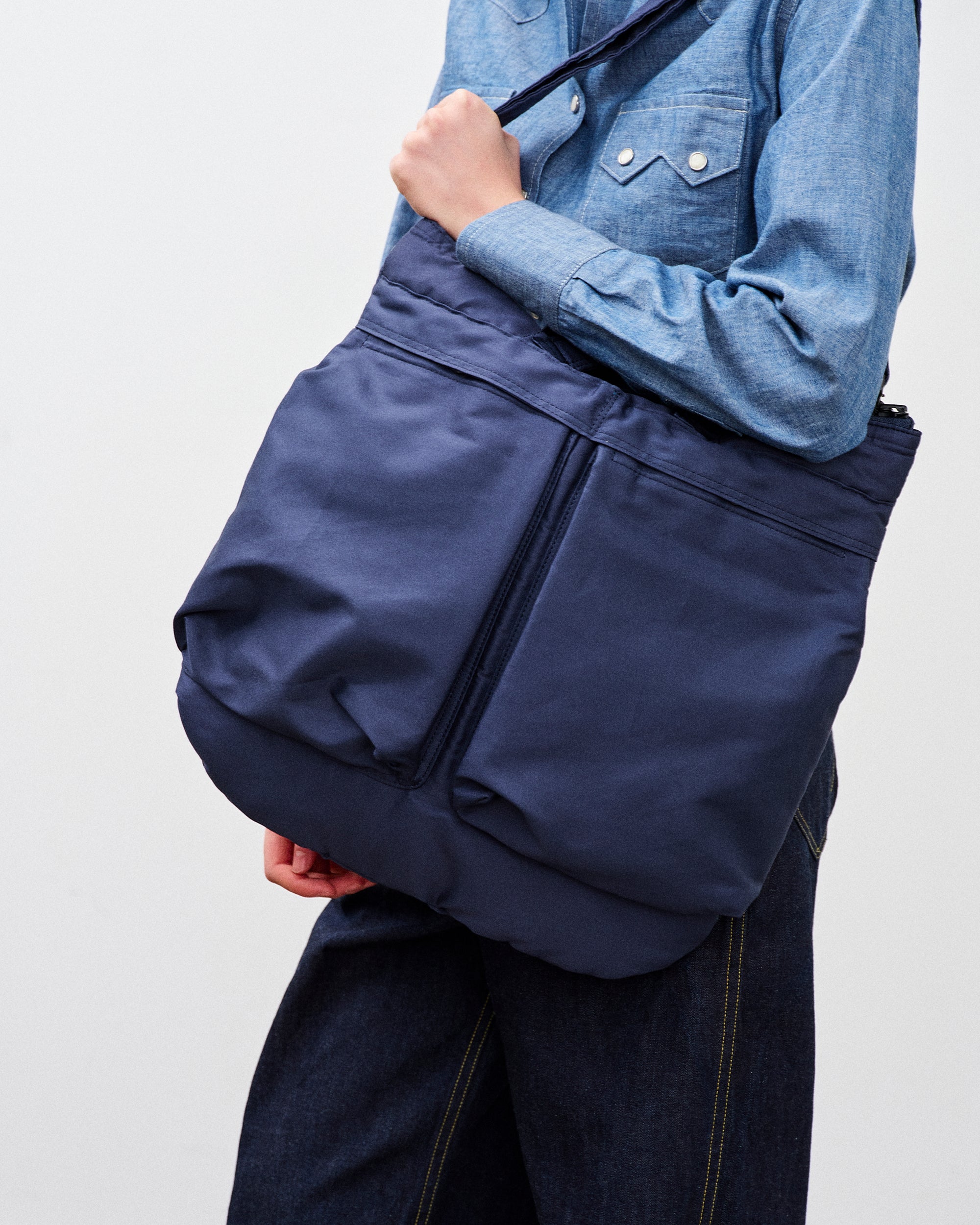 U.S.A.F. HELMET BAG NAVY SMALL – ANATOMICA NAGOYA