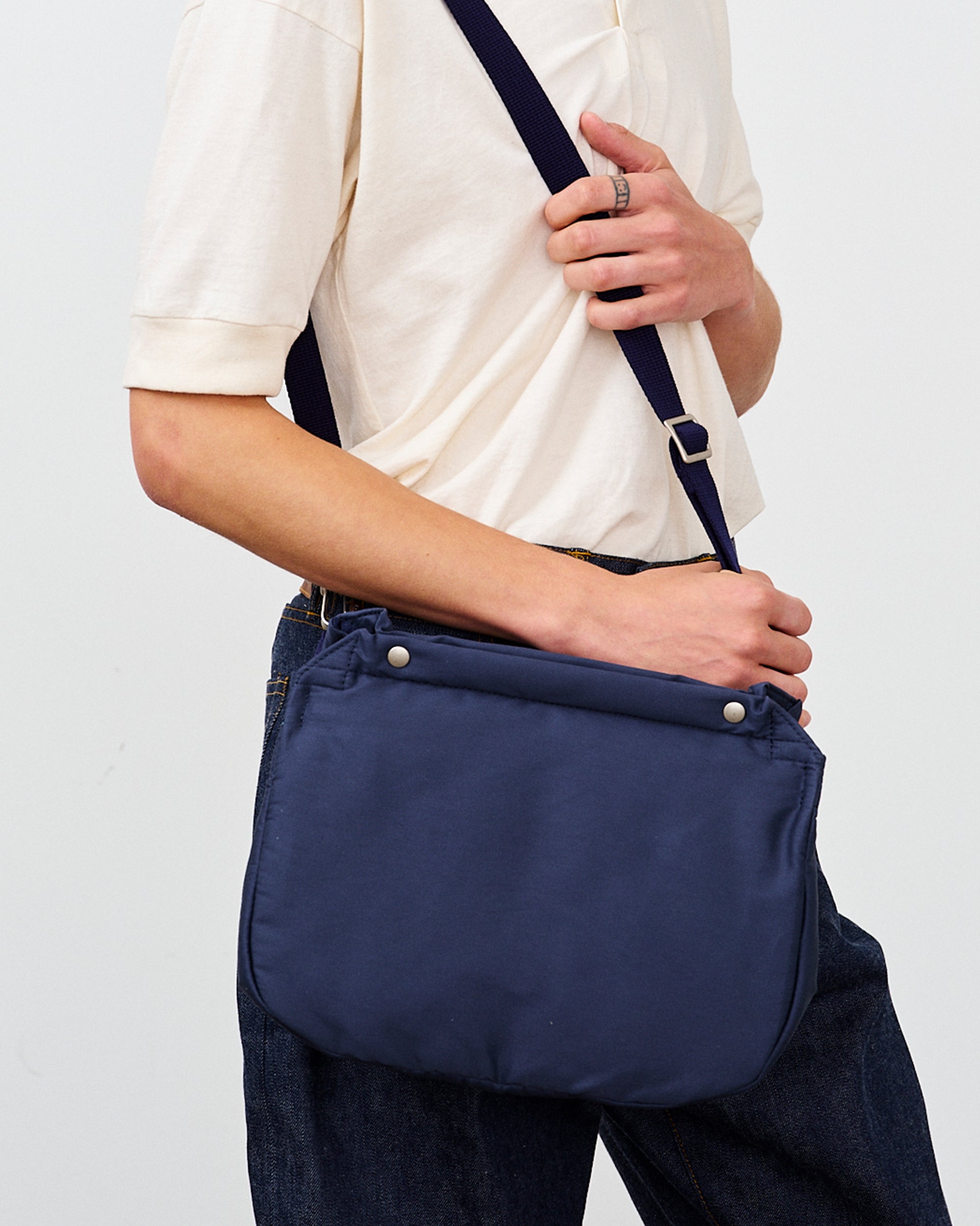 U.S.A.F. SMALL SHOULDER BAG NAVY – ANATOMICA NAGOYA