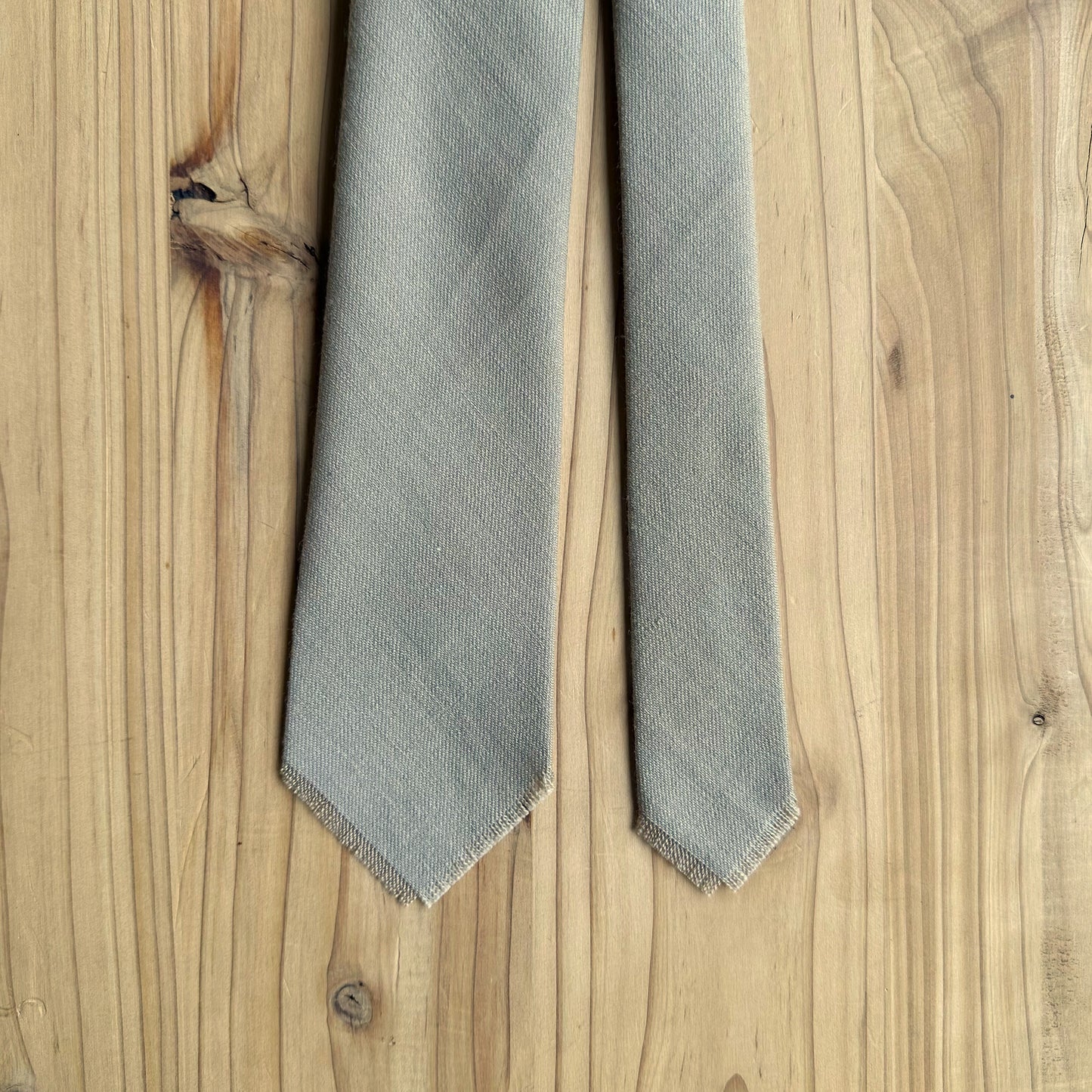 Lana vintage de corbata con flecos a mano